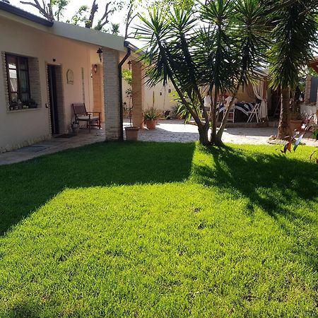 Gentarrubia Bed & Breakfast Capoterra Exterior photo
