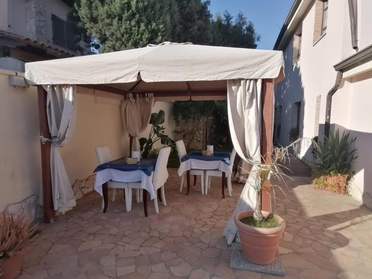 Gentarrubia Bed & Breakfast Capoterra Exterior photo
