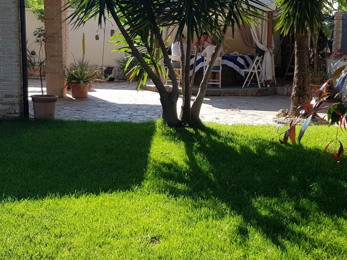 Gentarrubia Bed & Breakfast Capoterra Exterior photo
