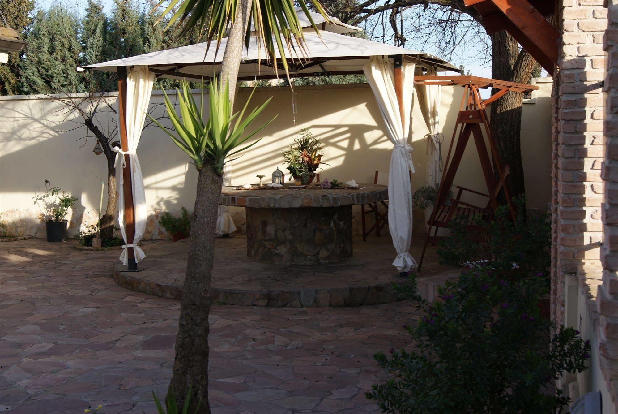 Gentarrubia Bed & Breakfast Capoterra Exterior photo